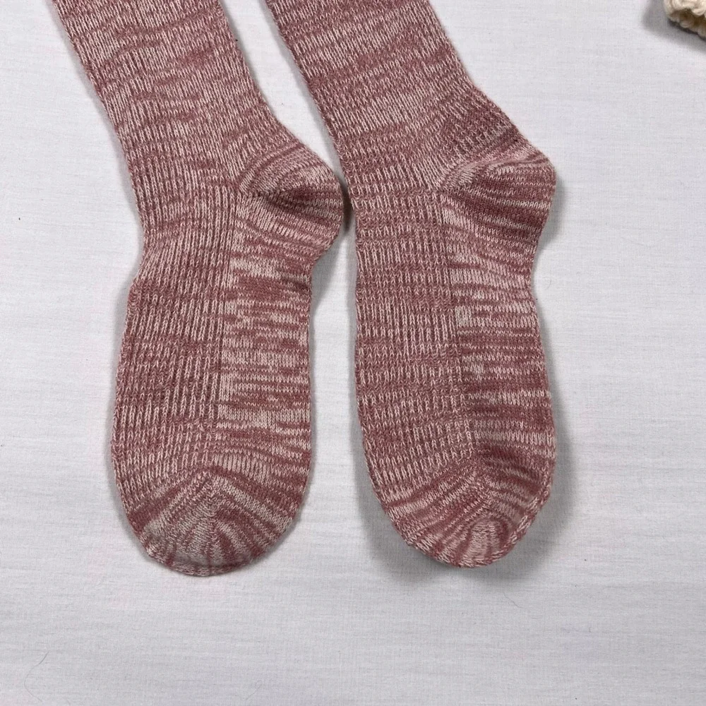 Simply Noelle 3 Piece Knit Beanie Hat Gloves Socks Set Burgundy Cream gift warm - Picture 9 of 12